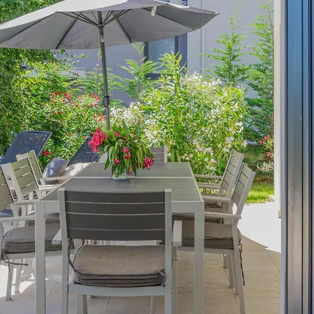 Holiday home Marko Aurelia *